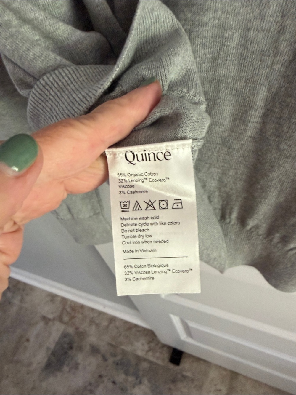 Quince Crewneck Sweater — Heather Gray size large - Picture 5 of 6